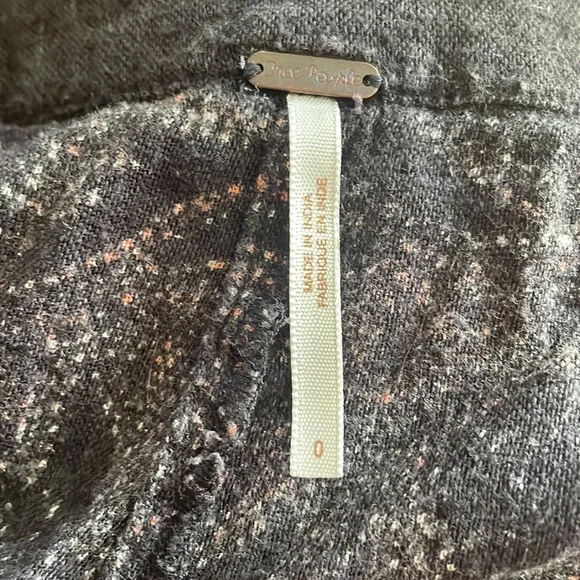 Free People Black  Noyal Heart It Boho Embroidered Print Shorts Skort - Size 0 - Picture 2 of 6